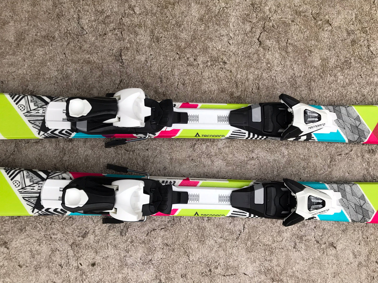 Ski 130 Tecno Pro Sweety Parabolic White Pink Teal Lime With Bindings NEW Demo Model