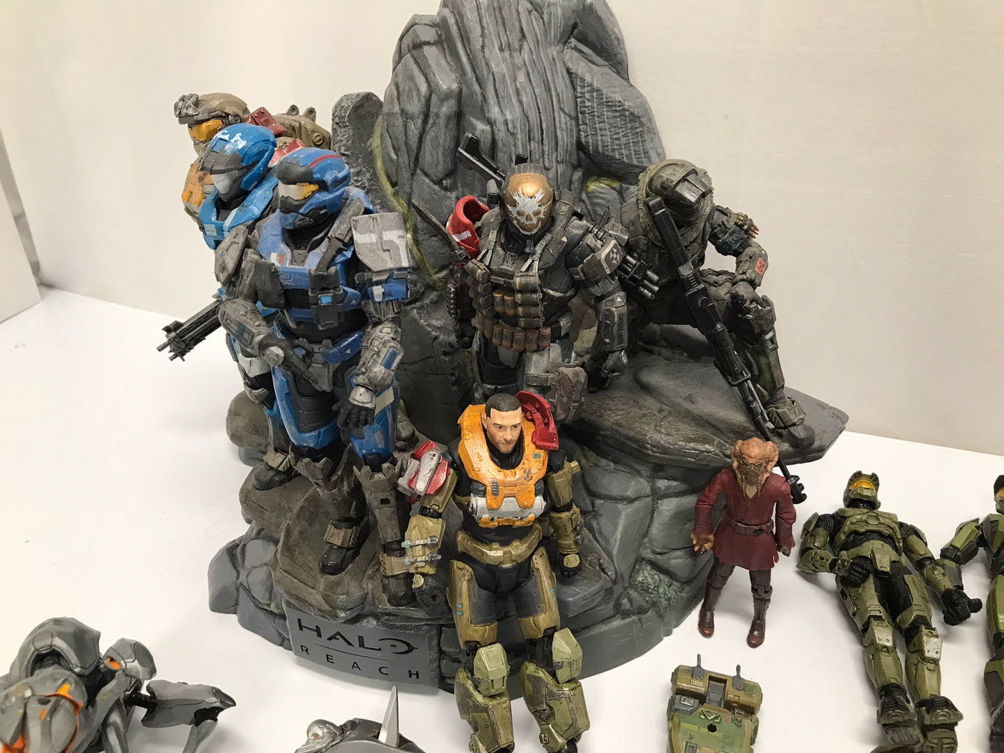 Vintage Halo Reach 3 Large Collection Action Figures