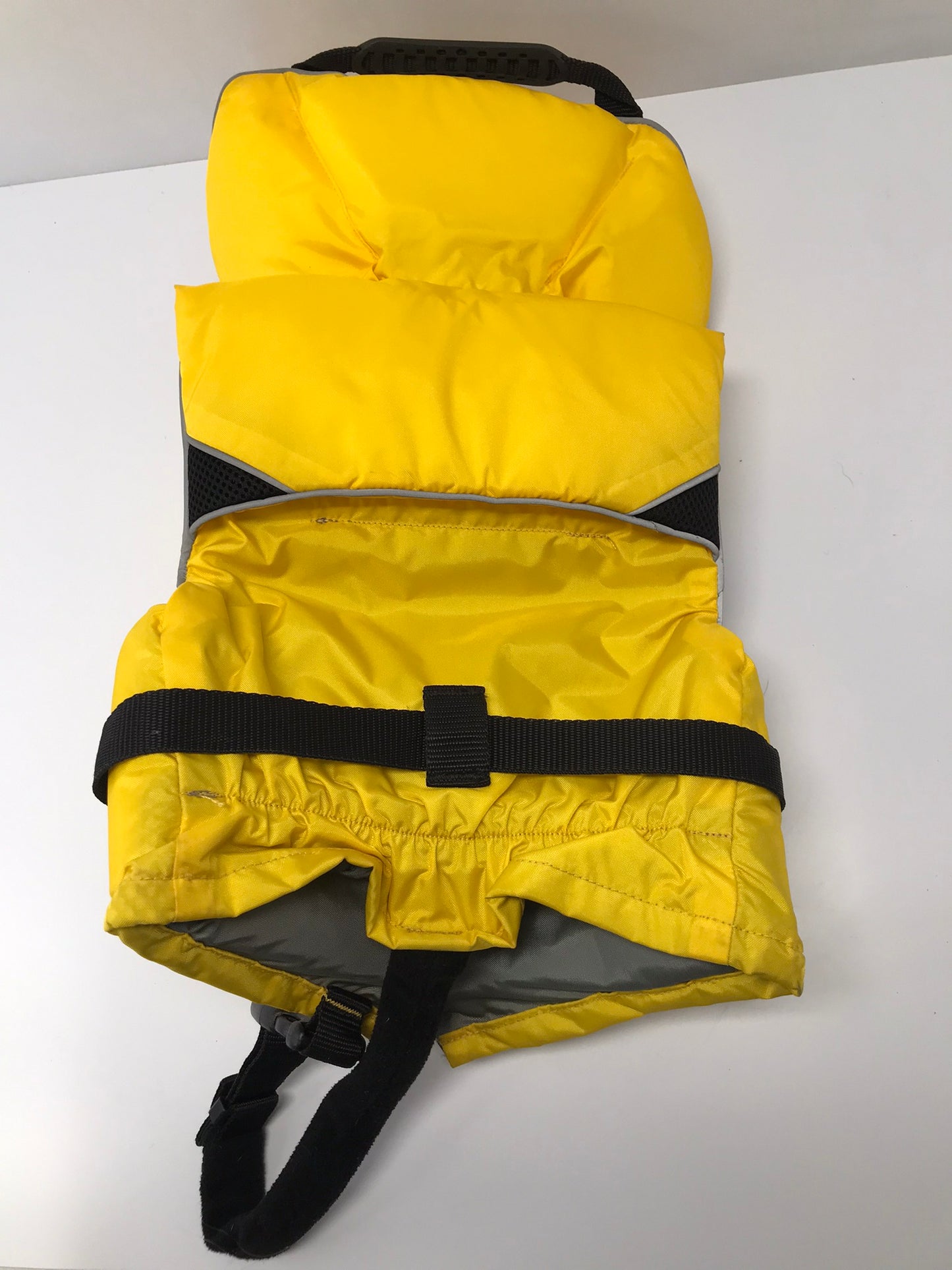 Life Jacket Infant Child Size 20-30 lb MEC Yellow Black New Demo Model