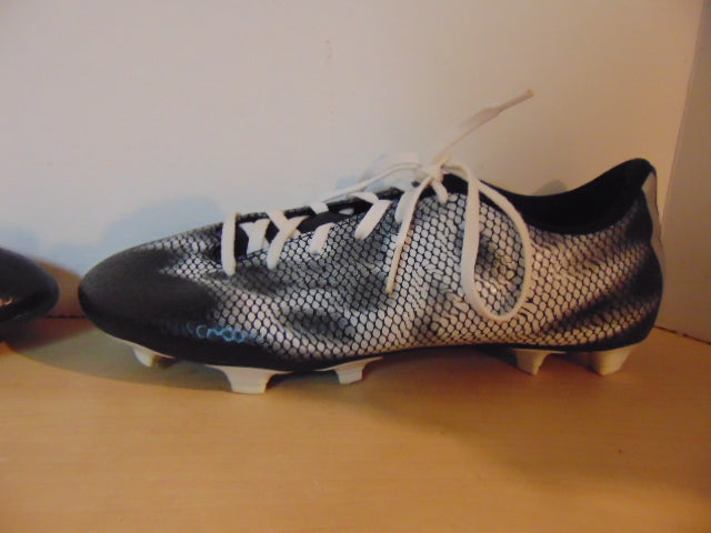 Soccer Shoes Cleats Men's Size 8.5 Adidas Black Grey White Skin Excellent