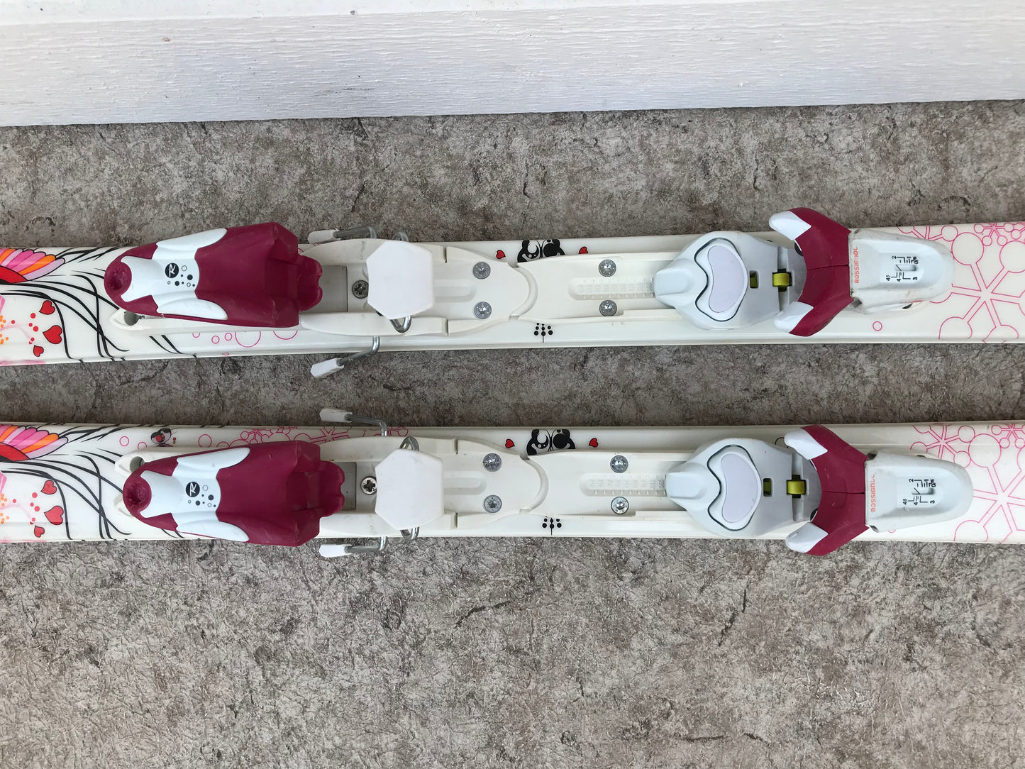 Ski 140 Rossignol Fun Girl White Red Pink Flowers Parabolic With Bindings