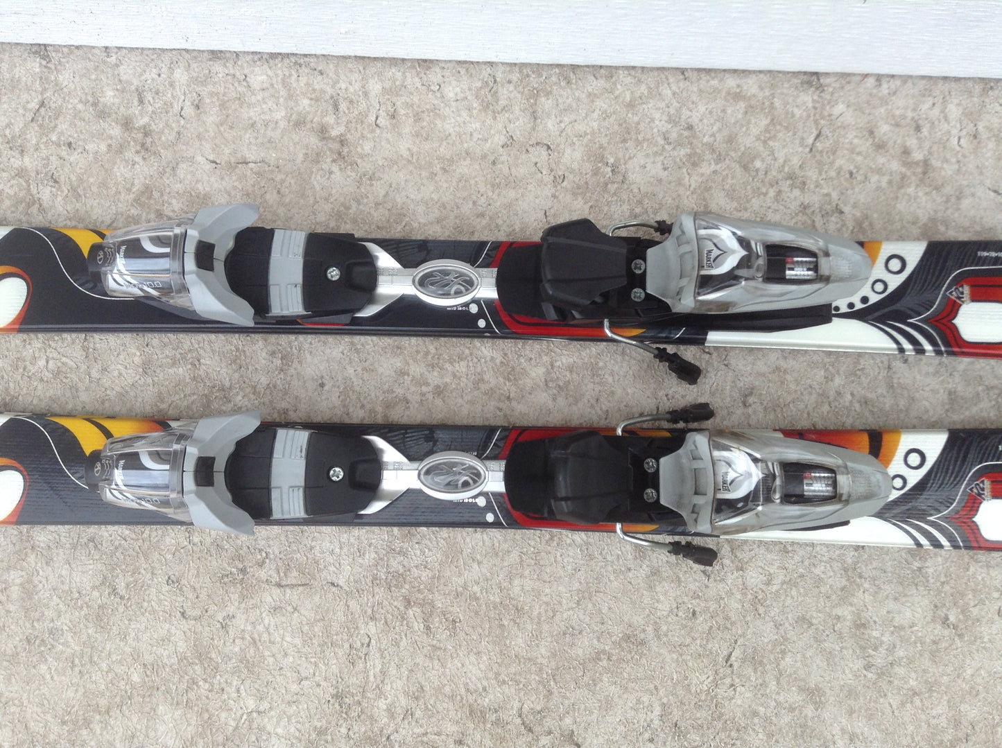 Ski 156 K-2 Secret Luv  Parabolic White Grey Multi  With Bindings