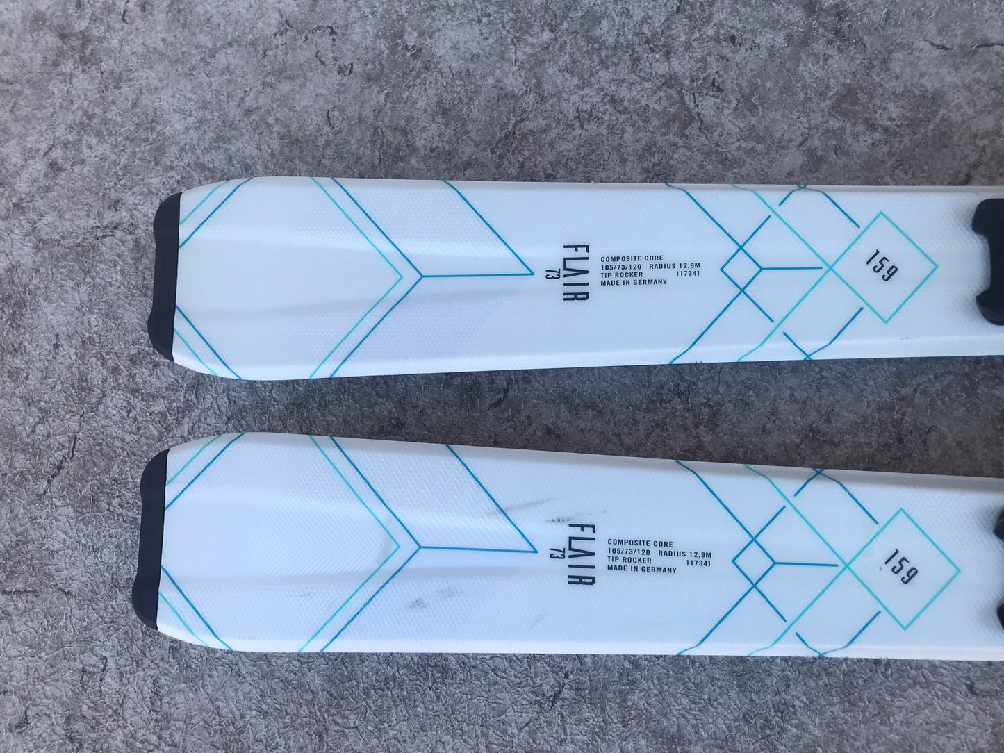 Ski 159 Volki White Aqua Parabolic With Bindings Like New