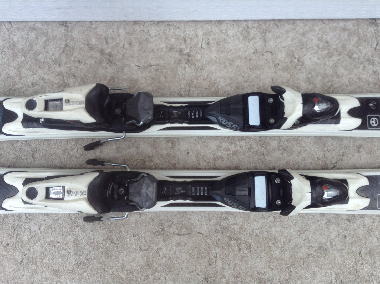 Ski 165 Rossignol Avenger Parabolic White Black Red  With Bindings