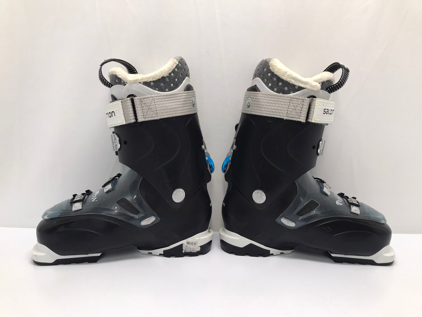 Ski Boots Mondo Size 24.5 Ladies Size 7.5 288 mm Salomon Black Blue New Demo Model