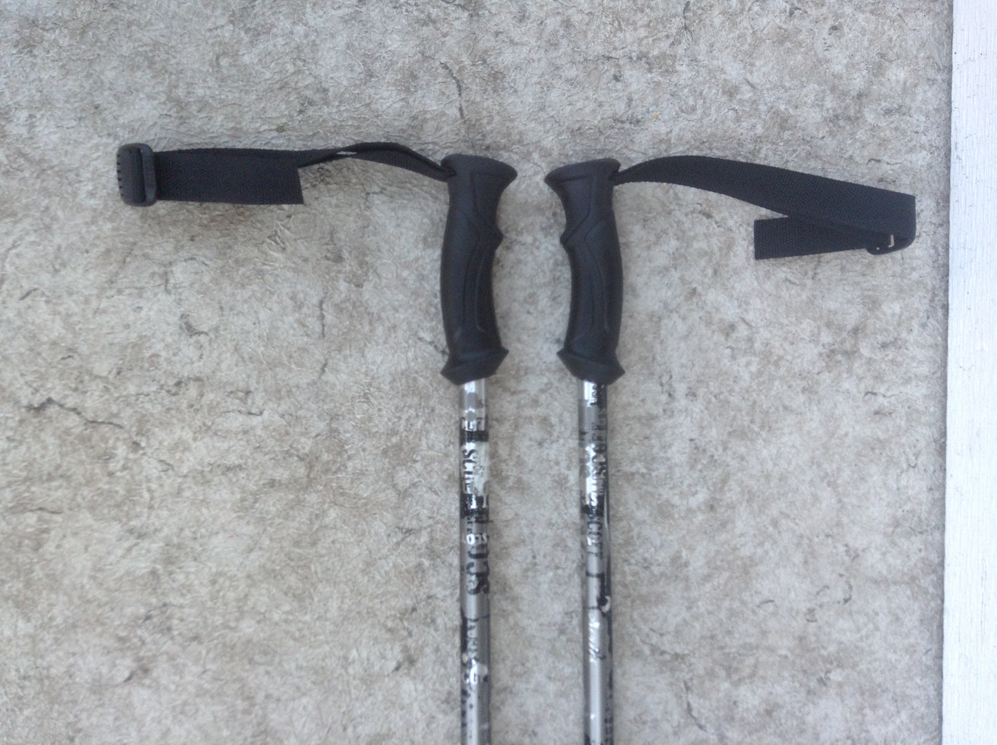 Ski Poles Adult Size 46 inch Scott Scott Series Black Silver Chrome