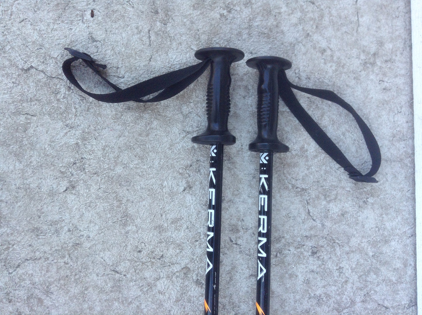 Ski Poles Adult Size 47 inch Kerma Black Orange Green