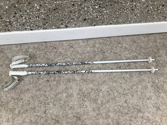 Ski Poles Adult Size 47 inch Rossignol White Black Skulls Rubber Handles