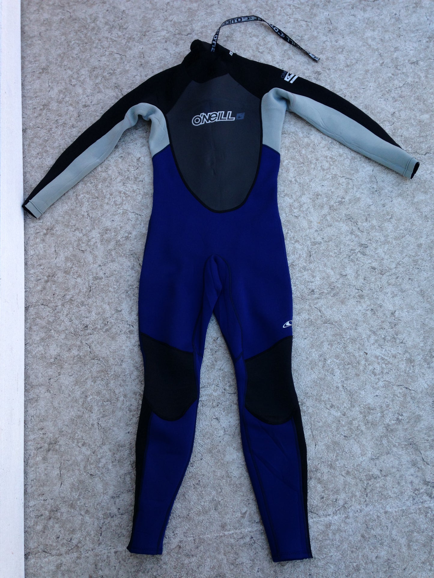 Wetsuit Men's Ladies Size Medium Oneill Reactor Full 3-2 mm Neoprene Black Blue Grey Excellent