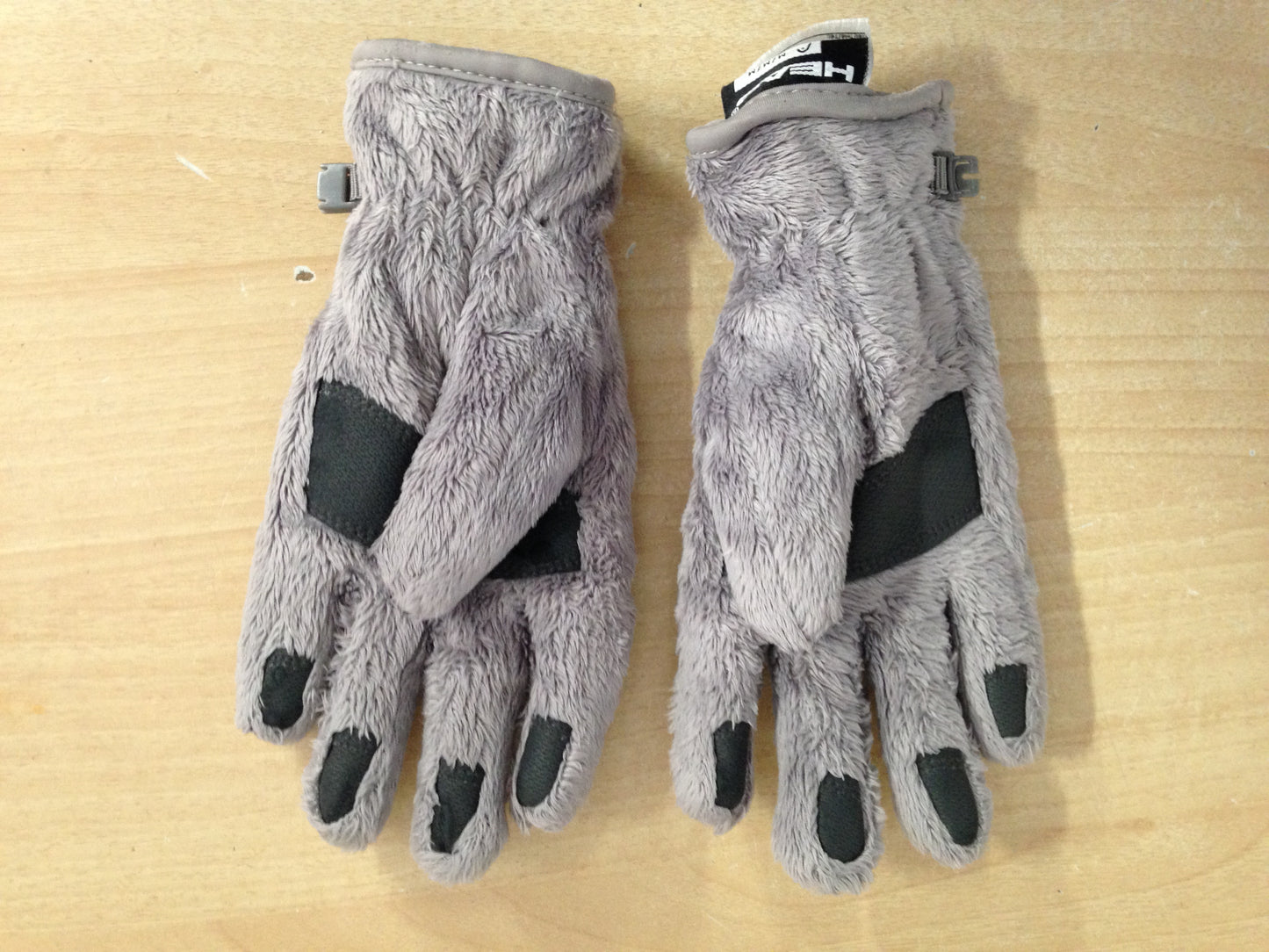 Winter Gloves and Mitts Child Size 9-10 Head Plush Grey Snowboarding