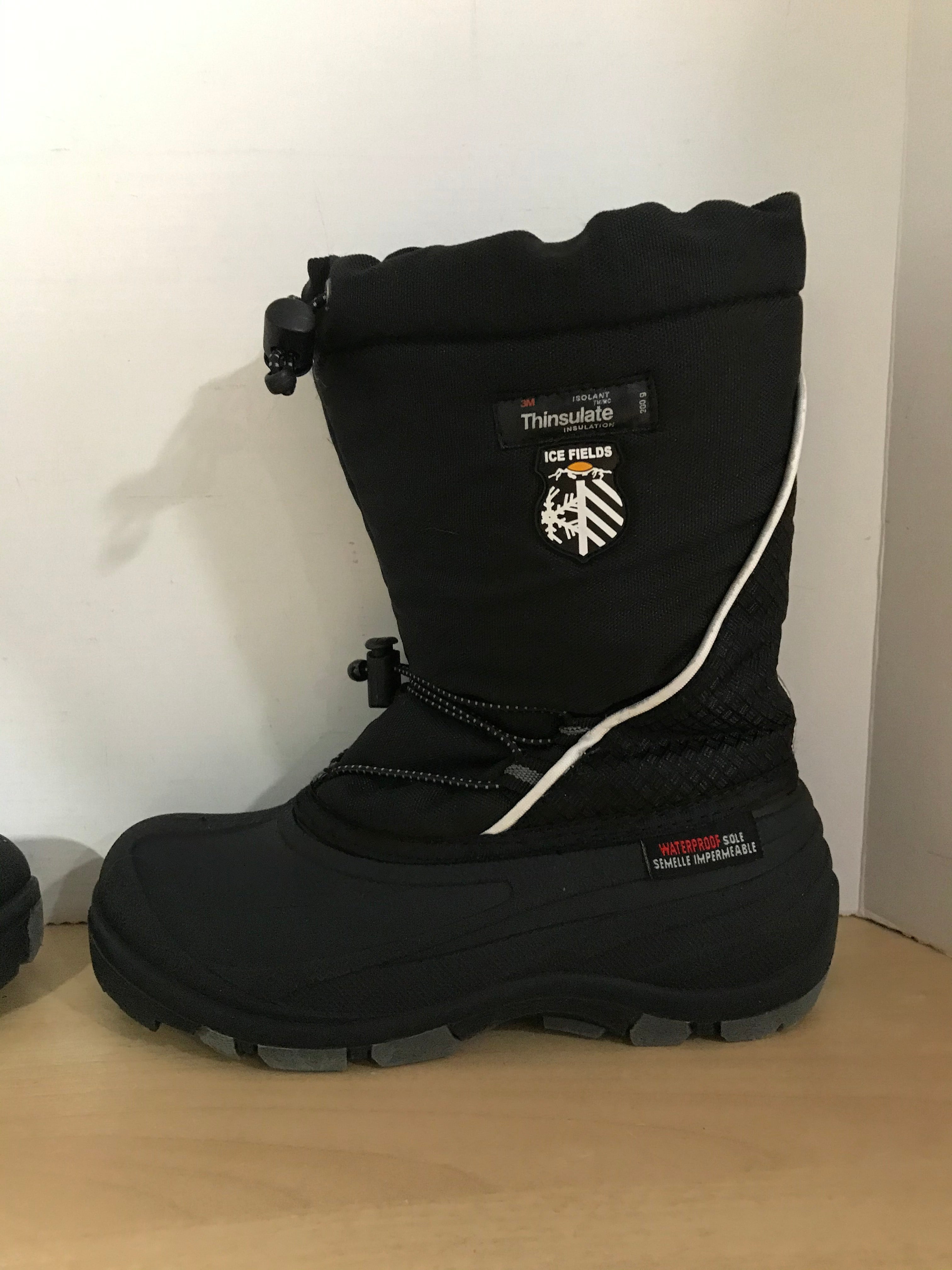 Winter Boots Child Size 3 Ice Fields Black Grey With Liner Excellent KidsStuffCanada