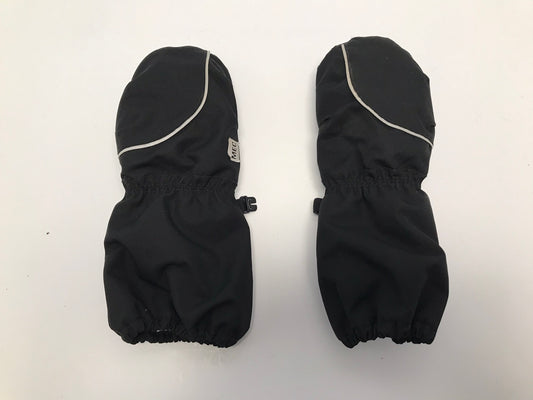 Winter Gloves and Mitts Child size 4-5 MEC Toddler Black As New