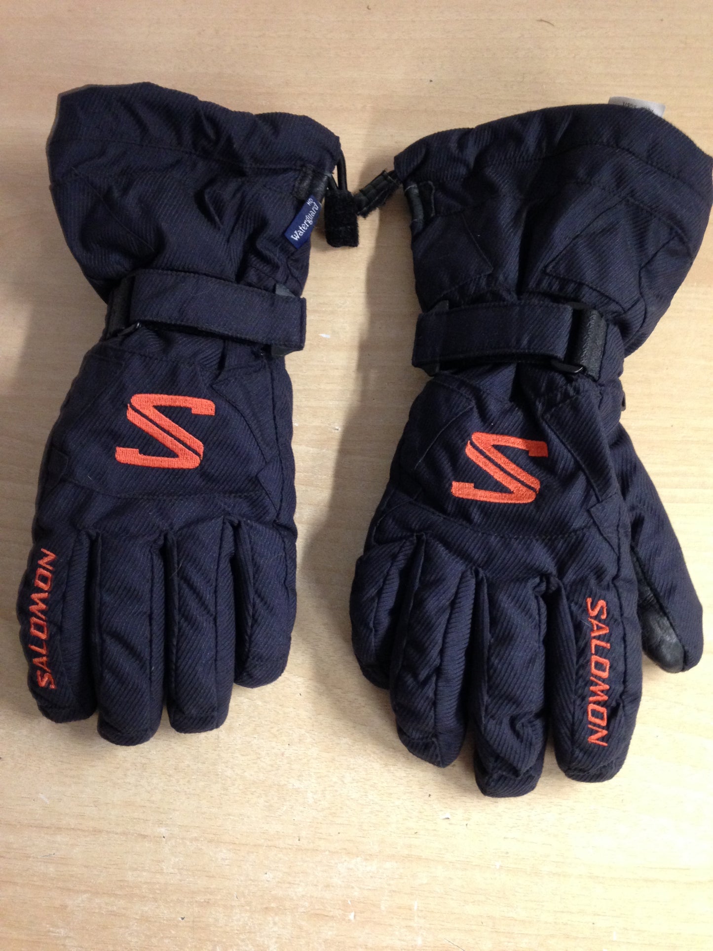 Winter Gloves and Mitts Ladies Size Large Salomon Navy and Copper Excellent