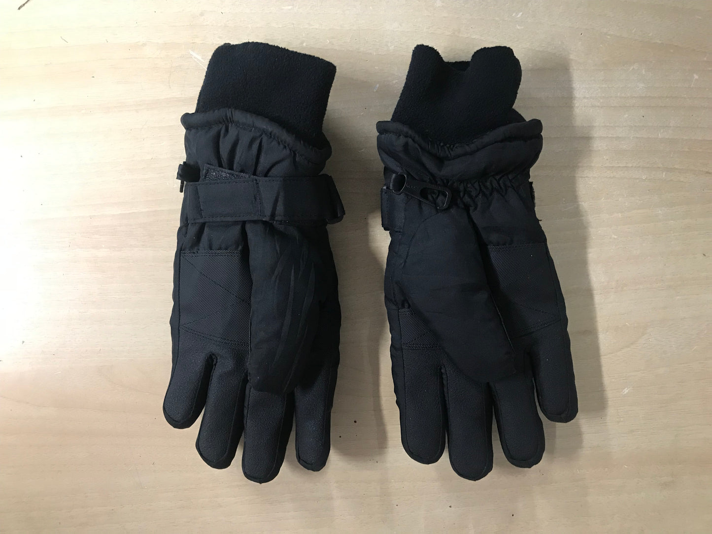 Winter Gloves and Mitts Ladies Size Medium Kombi Black With Fleece Lining Excellent